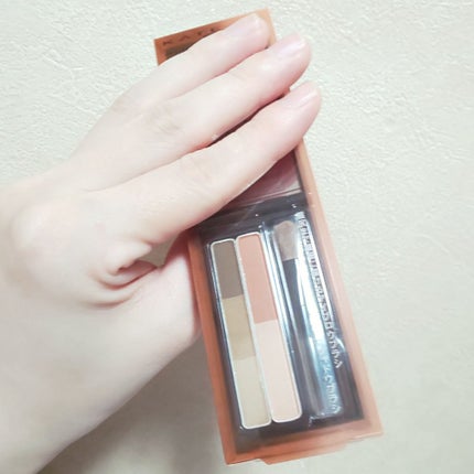 デザイニングアイブロウ3D(デュアルカラー)/KATE/パウダーアイブロウを使ったクチコミ(1枚目)