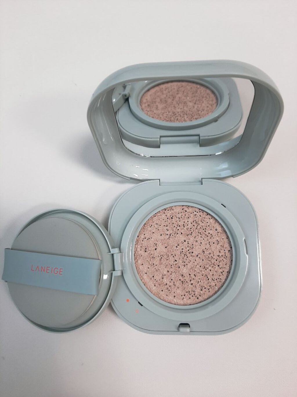 ネオクッション マット/LANEIGE/クッションファンデーションを使ったクチコミ（2枚目）