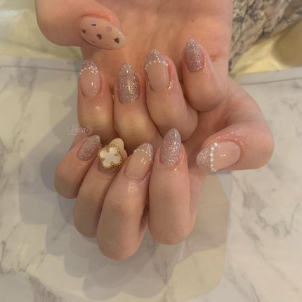 Iuna. Mizuki on LIPS 「.ラメはフラッシュです🎀💗#nail#nailstagram#..」(1枚目)