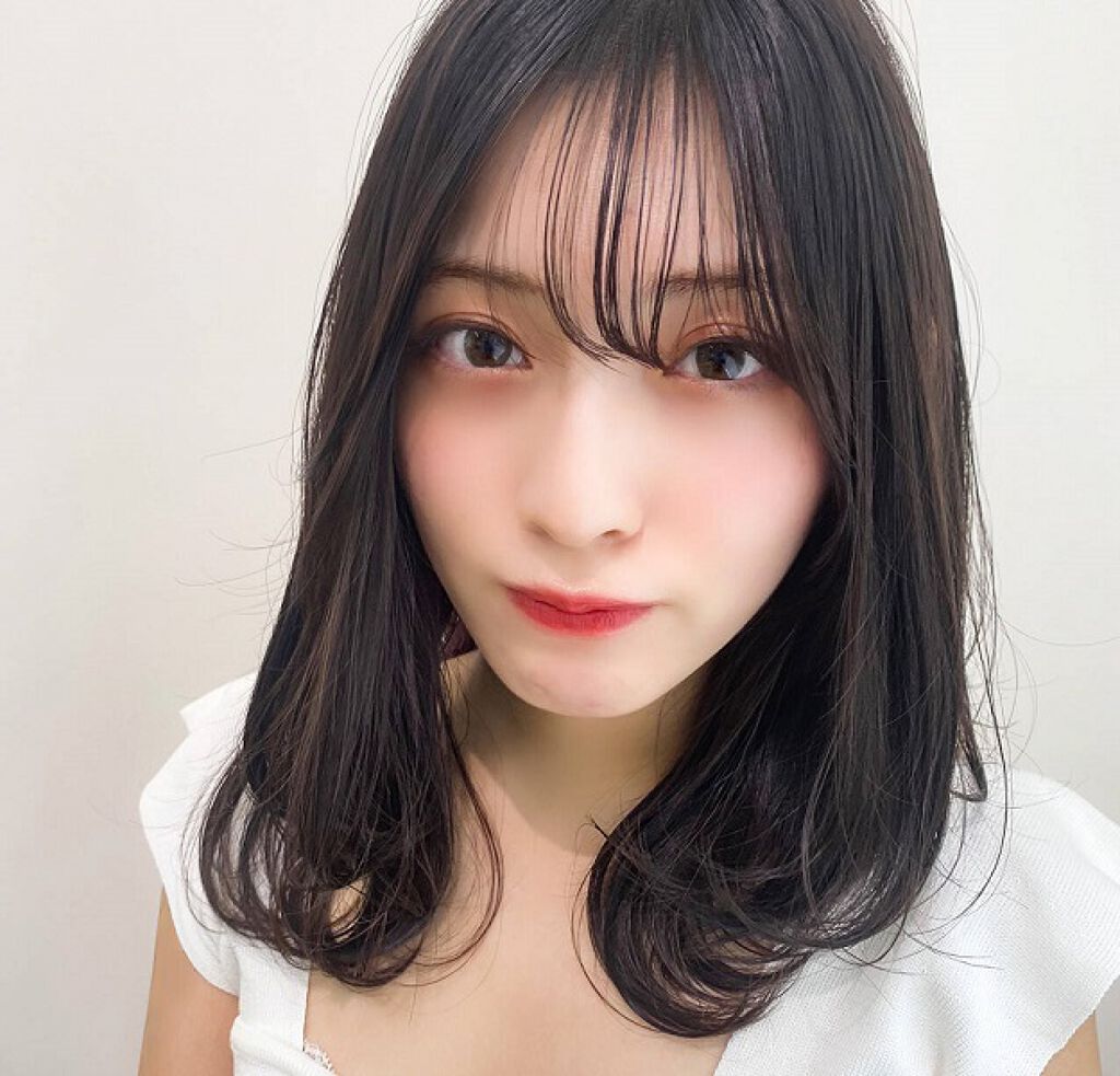 韓国で人気!シースルー前髪の作り方|切り方・オーダーの仕方や学校にも◎なポニーテールのセット方法を解説!のサムネイル