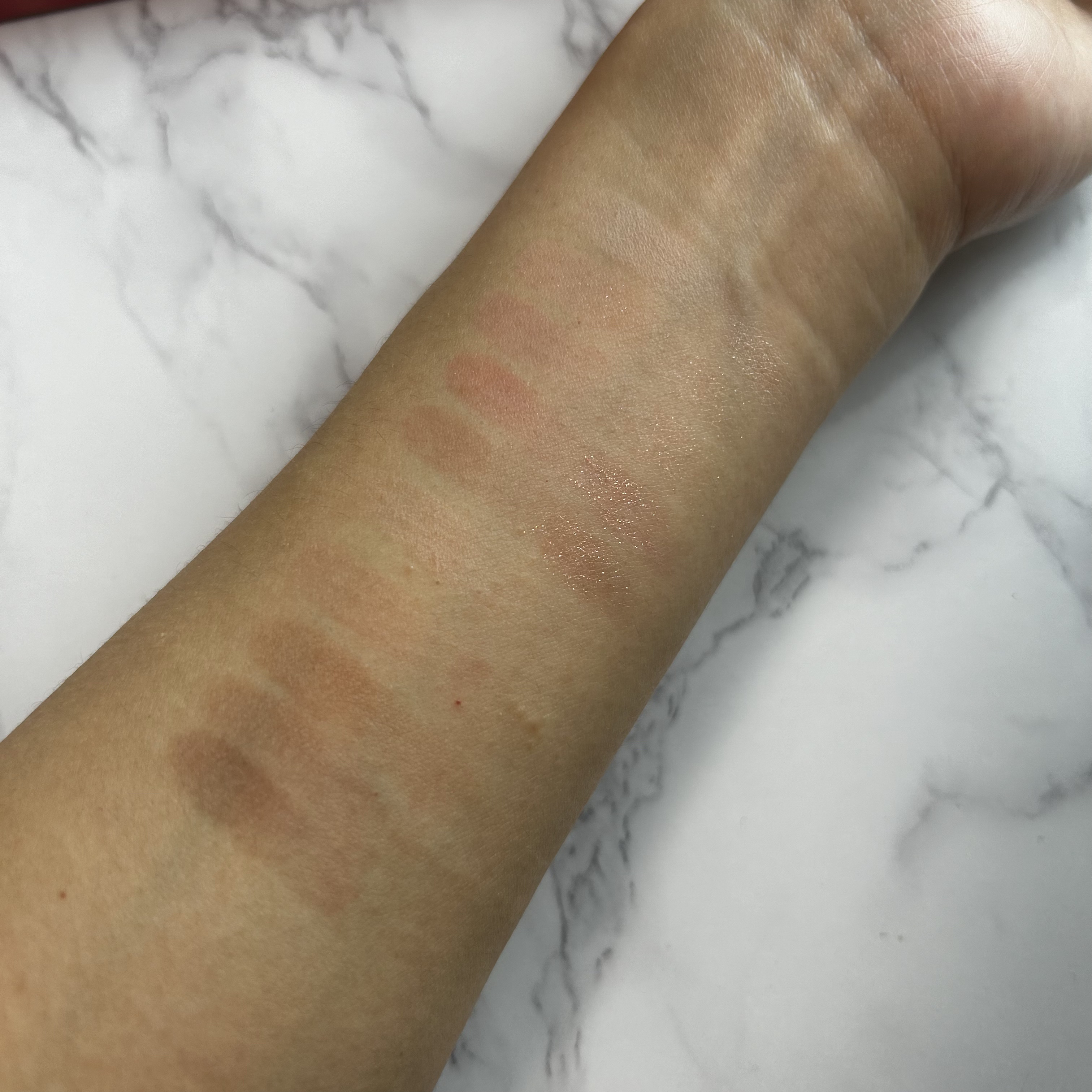 フィー モアムードアイパレット/fwee/アイシャドウパレットを使ったクチコミ（3枚目）