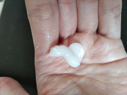 リラックスナイトリペア シャンプー/トリートメント/YOLU/市販シャンプーを使ったクチコミ(5枚目)