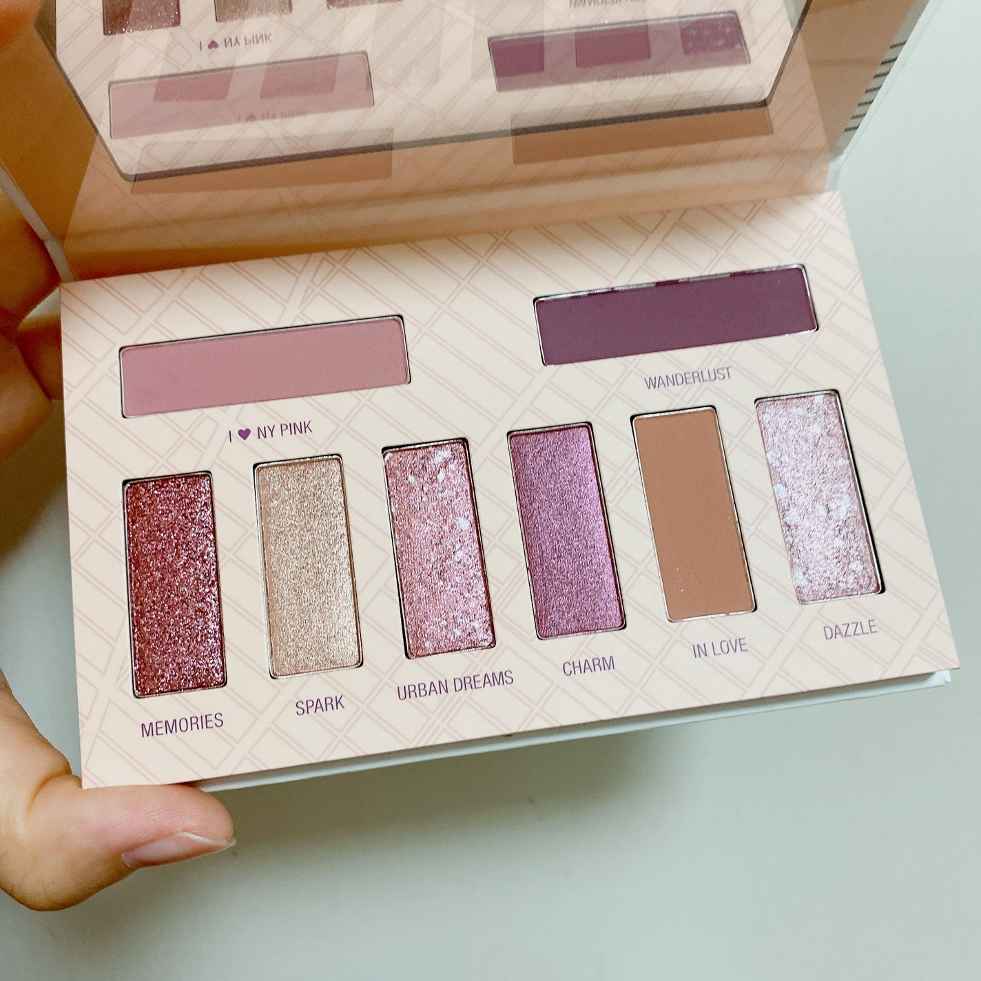 ポストカード アイシャドウ パレット PK-1/MAYBELLINE NEW YORK/アイシャドウパレットを使ったクチコミ(2枚目)