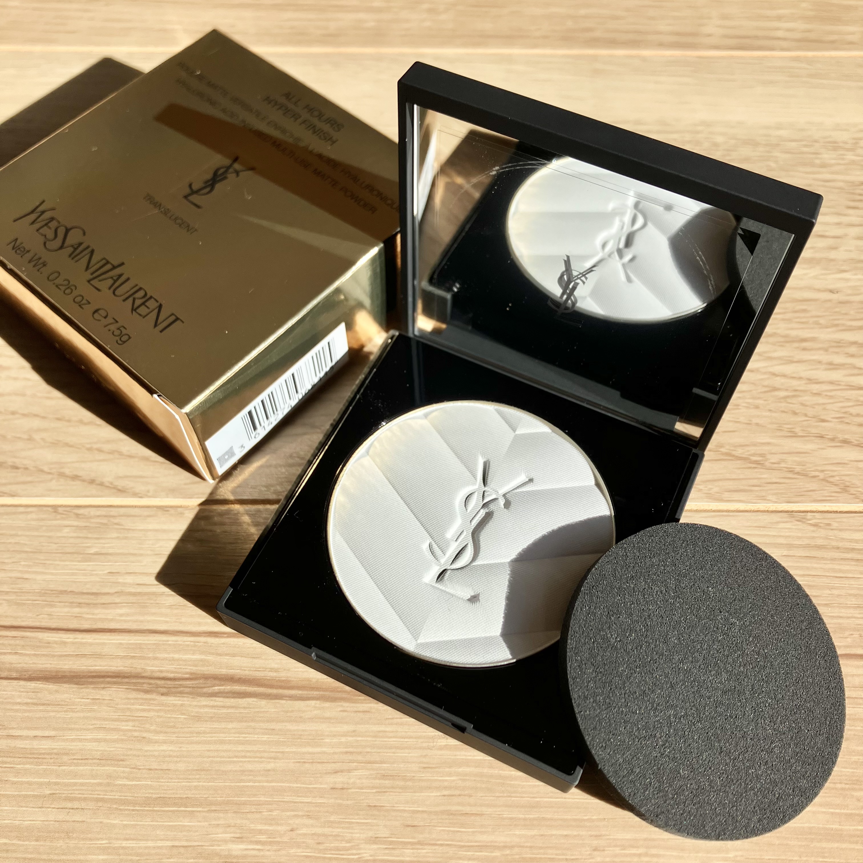 YVES SAINT LAURENT BEAUTE オールアワーズ ハイパープレストパウダーのクチコミ「YSL オールアワーズハイパープレストパウダーのユニヴァーサル

押しながらすべらせてつけると.....」（1枚目）