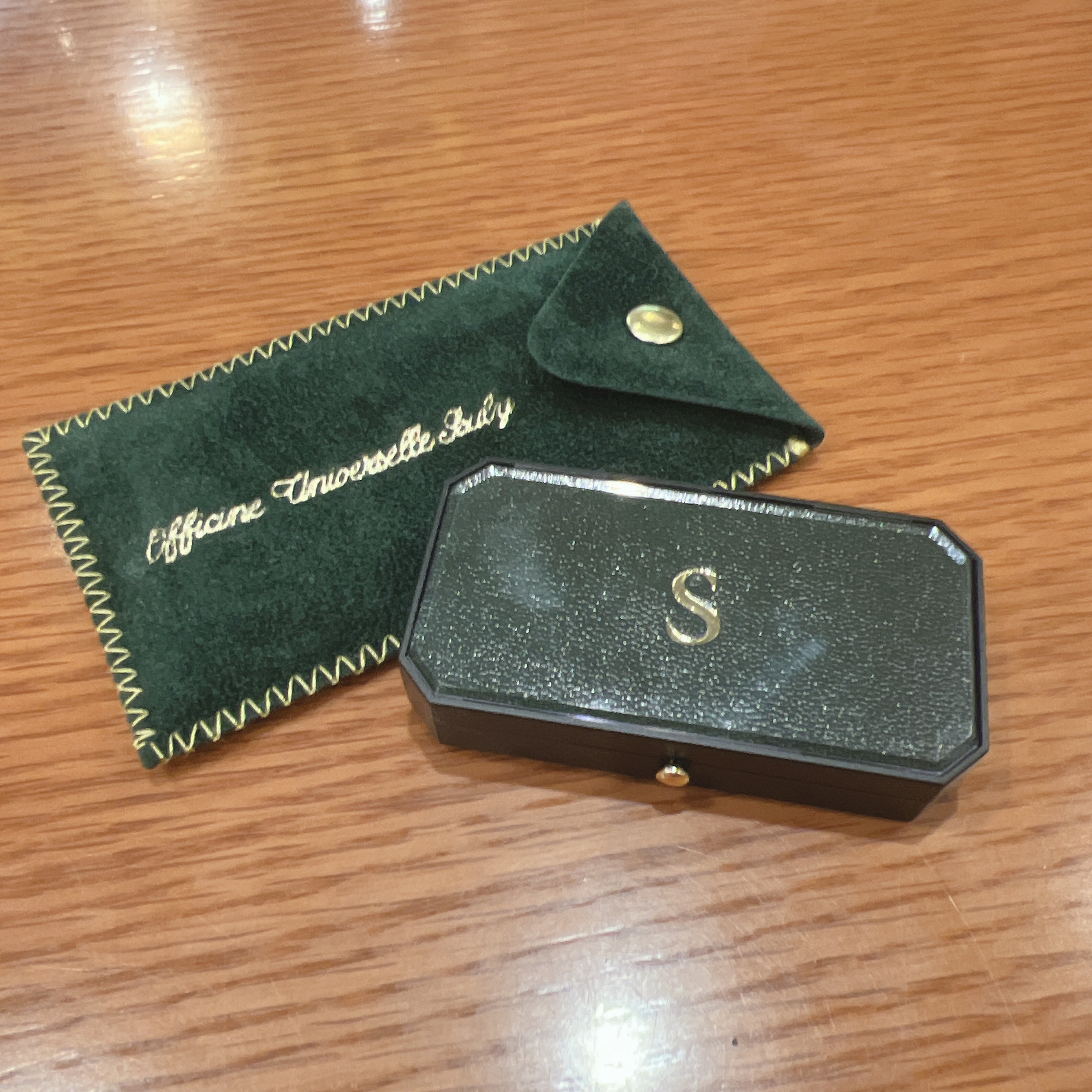 ボーム・デ・ミューズ/オフィシーヌ・ユニヴェルセル・ビュリー/リップバームを使ったクチコミ（1枚目）