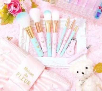 ごくふわっ ミッキーブラシ/DAISO/メイクブラシを使ったクチコミ(3枚目)