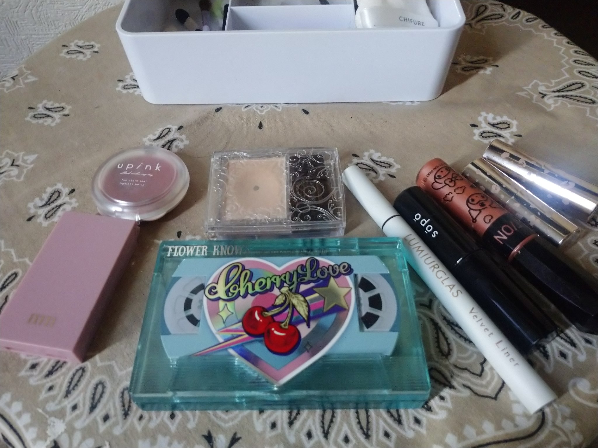 パールグロウハイライト/CEZANNE/パウダーハイライトを使ったクチコミ（2枚目）