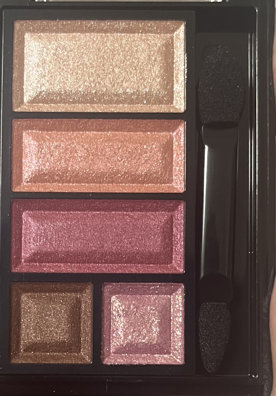 イルミネイティングフィニッシュパウダー　～Abloom～ 01 ハイドレンジアガーデン/キャンメイク/プレストパウダーを使ったクチコミ（3枚目）