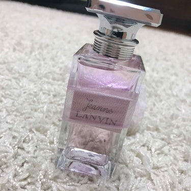 #LANVIN
#ジャンヌランバン
#香水 

お気に入りの香水です💐
一目惚れして買いました！女性らしくて優しい香り！
ランバンの香水はどのブランドの中でも1番好きで、甘すぎず万人うけする女性らしい香