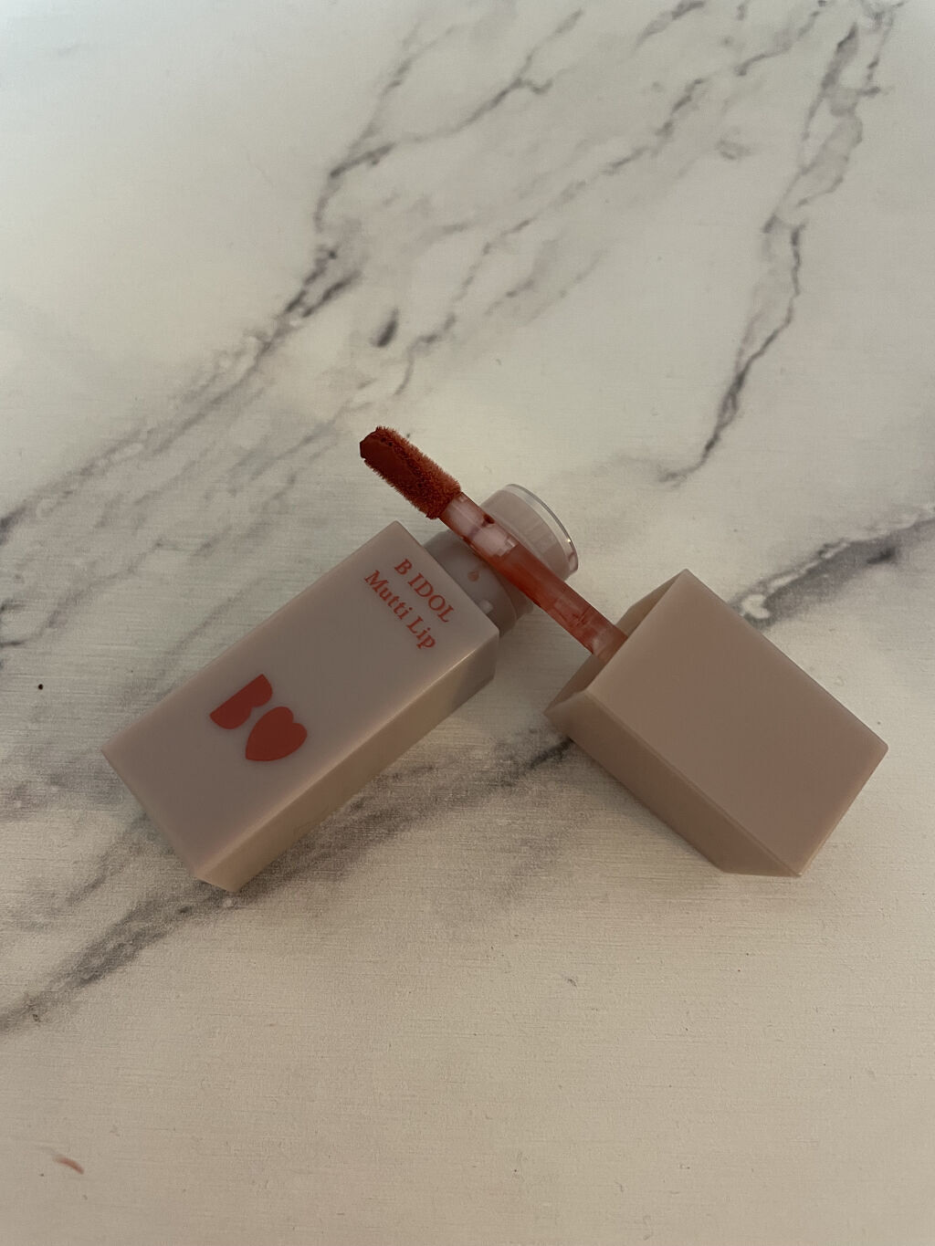 むっちリップ 02ふいうちレッド/b idol/口紅を使ったクチコミ（2枚目）