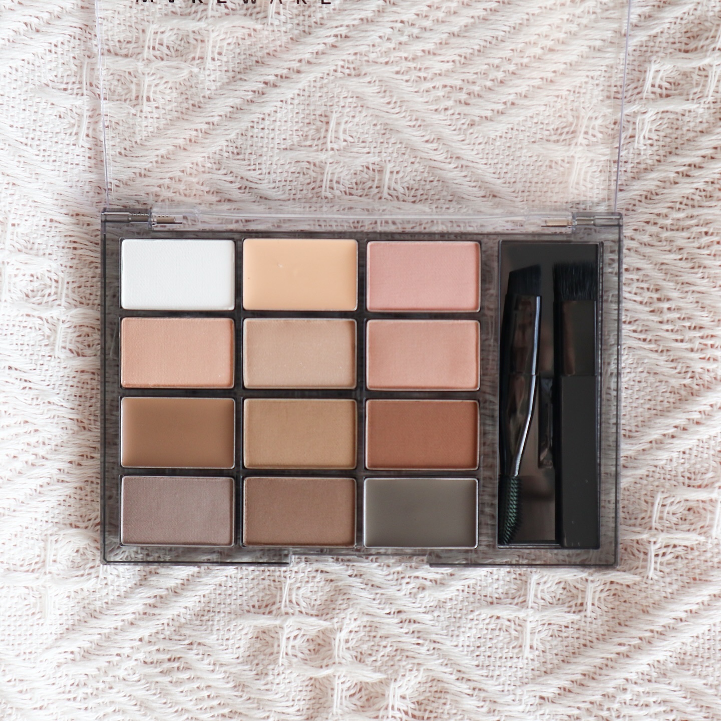 ソフトドローイングブロウパレット/wakemake/パウダーアイブロウを使ったクチコミ（3枚目）