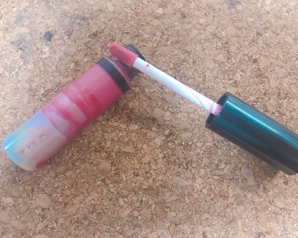 ミッドナイトフラワー リップグロス 02 スパークルダスク/RMK/リップグロスを使ったクチコミ（1枚目）