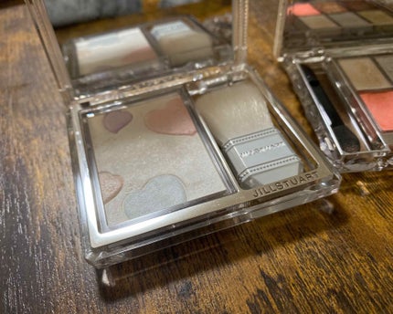 ホワイトラブストーリー コレクション (クリスマスコフレ 2018)/JILL STUART/メイクアップキットを使ったクチコミ(4枚目)