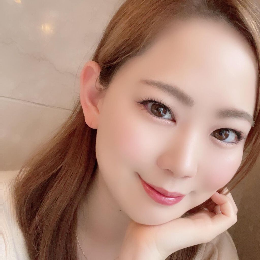 Riho | 集英社MAQUIAエキスパート on LIPS 「旅友コスメ❤️愛用中のポーチを紹介しようと思ったんだけど、ちょ..」(10枚目)