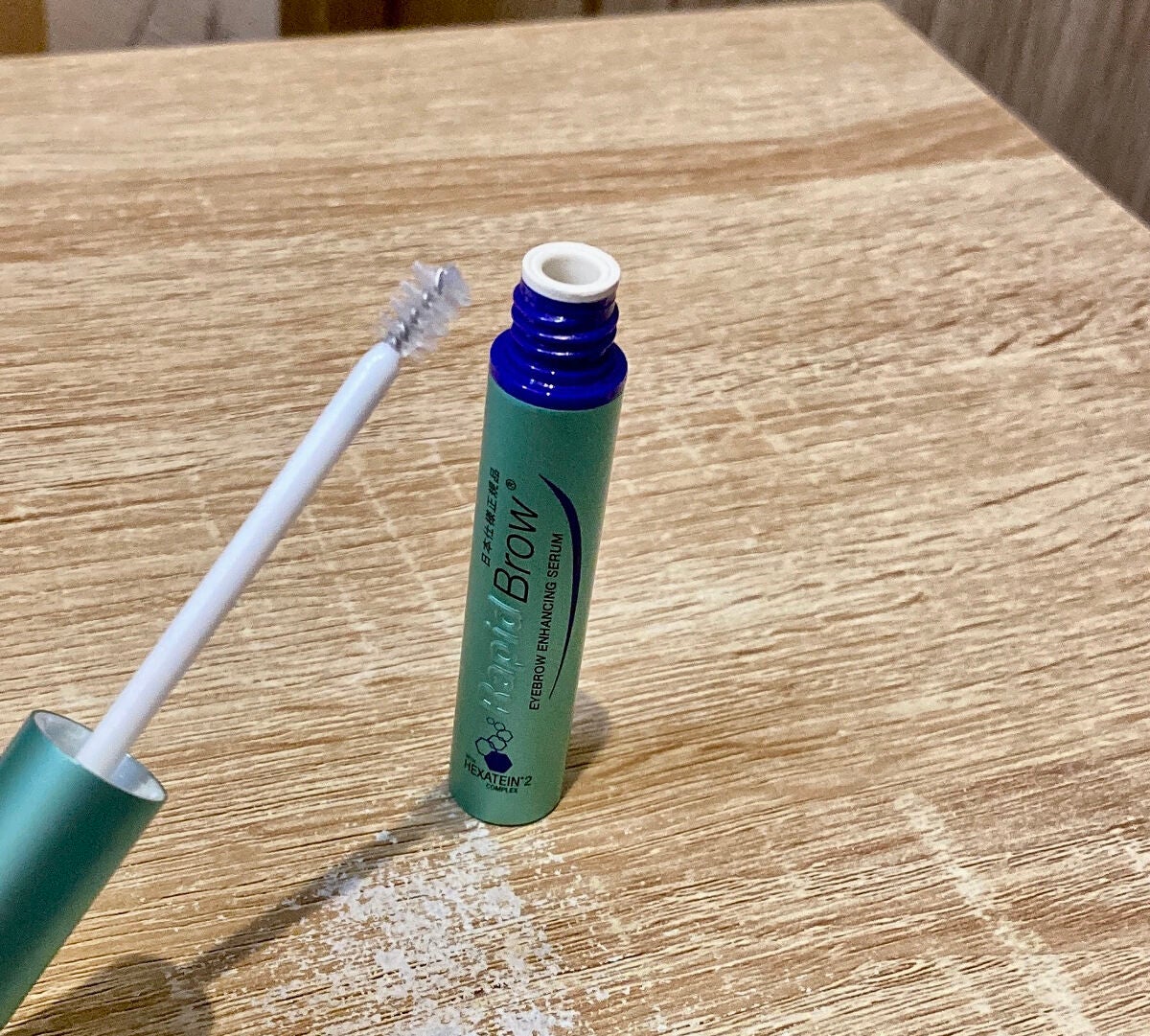 ラピッドブロウ(R) 日本仕様正規品(眉毛美容液)/ベリタス/美容液を使ったクチコミ(2枚目)