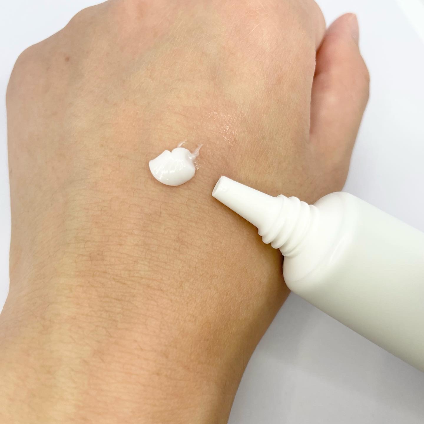 ミノン アミノモイスト エイジングケア アイクリーム/ミノン/アイケア・アイクリームを使ったクチコミ（2枚目）