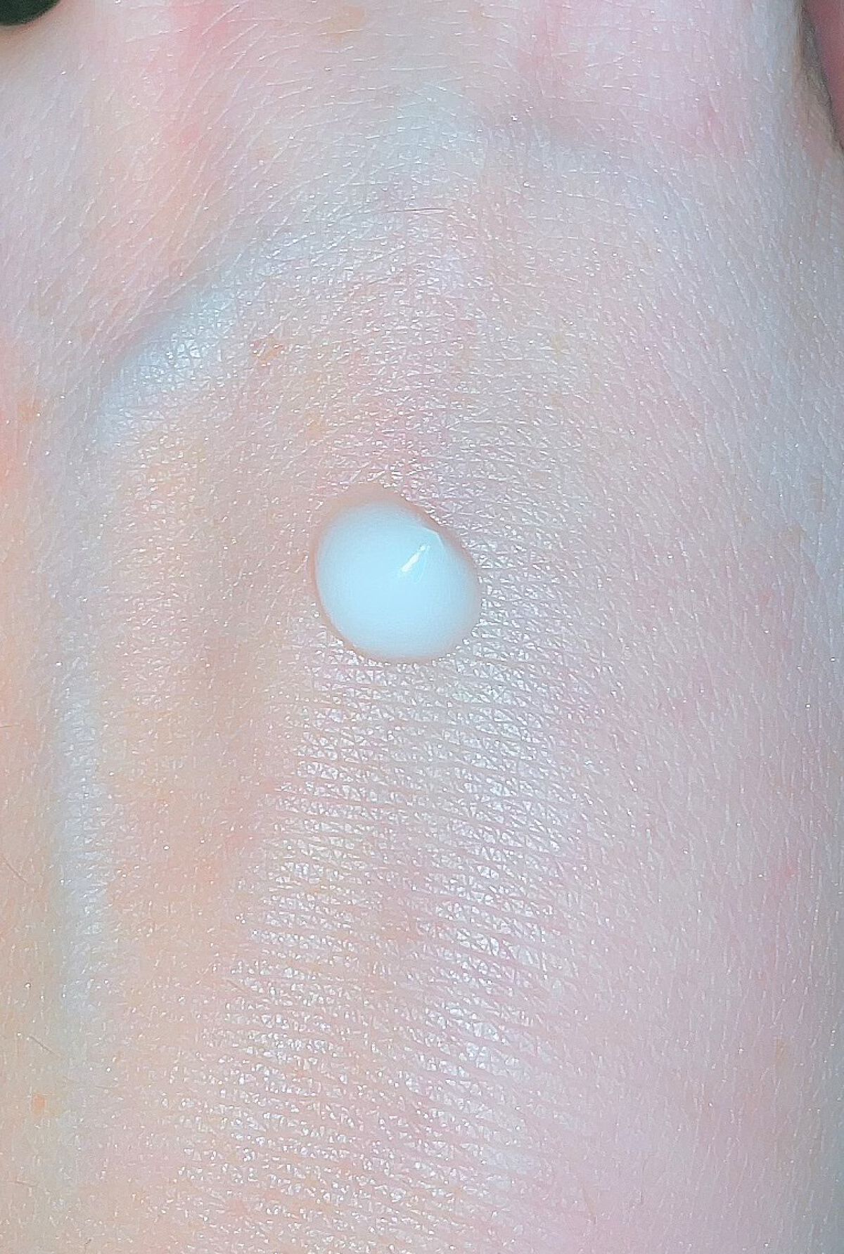 シズカホワイトゲル/Shizuka BY SHIZUKA NEWYORK/オールインワン化粧品を使ったクチコミ(4枚目)