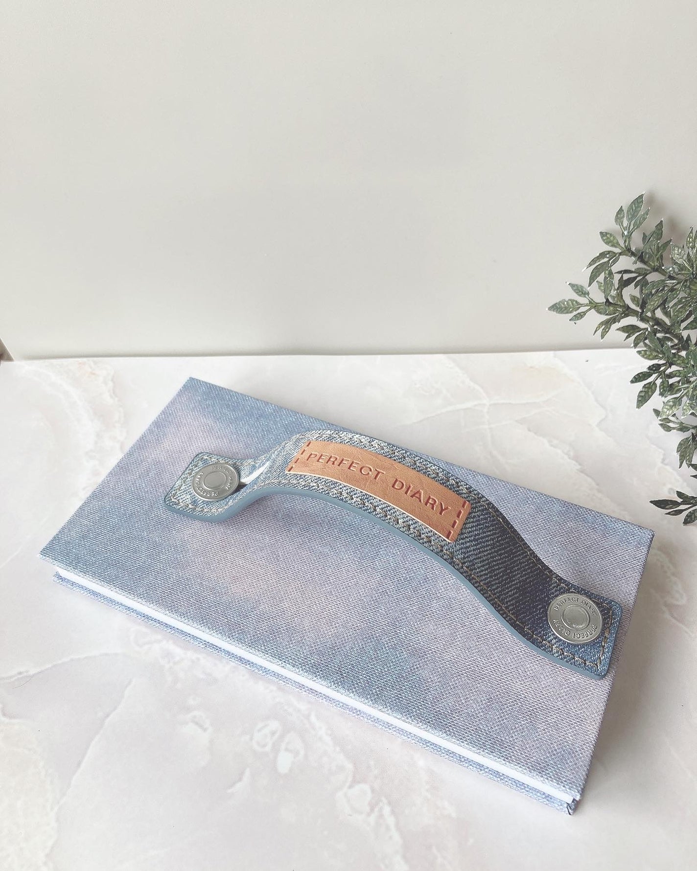 ãã¶ã€ããŒã¢ã€ãºïŒããŒã¯ãã¬ãã/PERFECT DIARY/ã¢ã€ã·ã£ããŠãã¬ããã䜿ã£ãã¯ãã³ãïŒ5æç®ïŒ