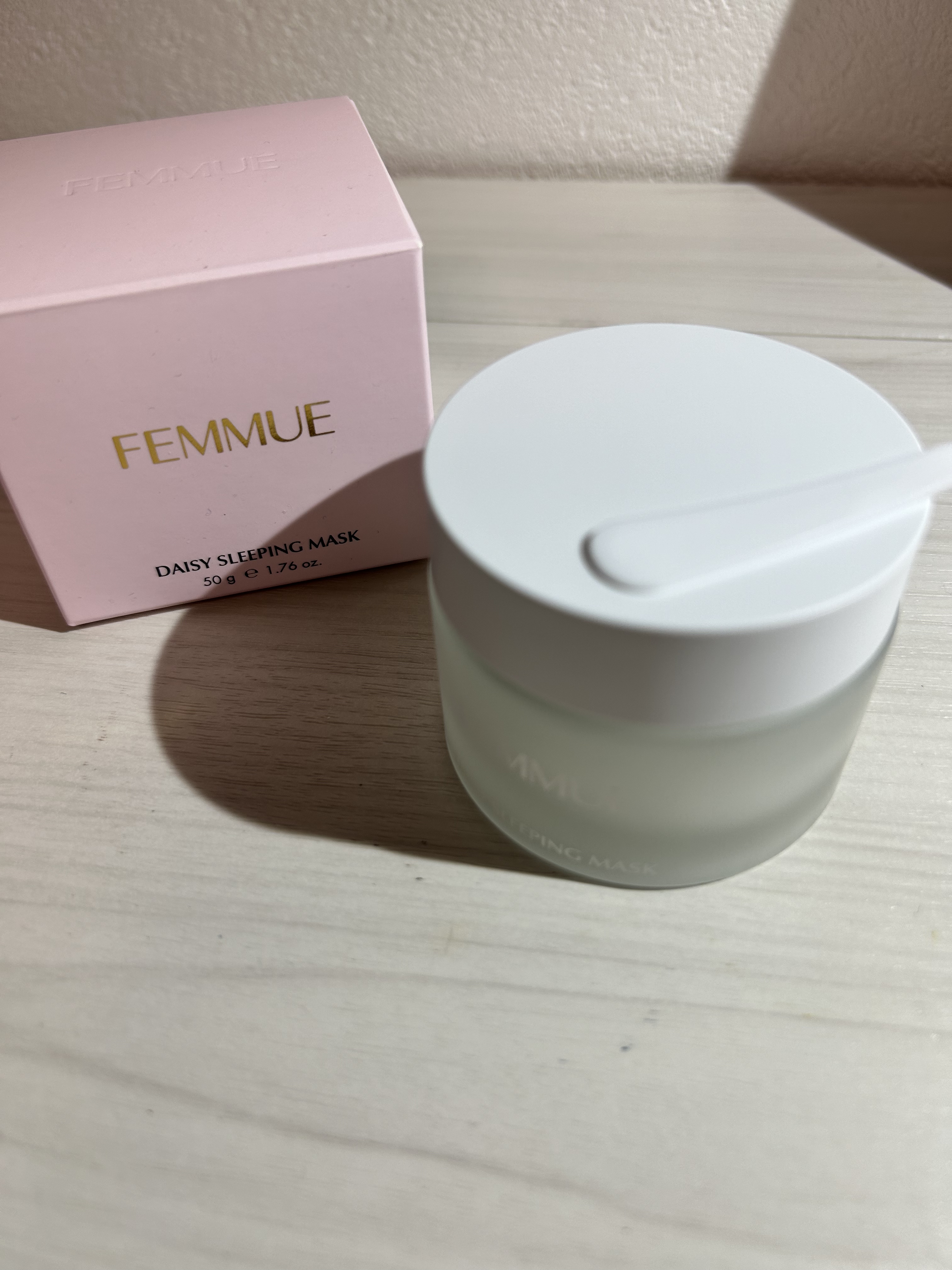 デイジーウォーター スリーピングマスク/FEMMUE/フェイスクリームを使ったクチコミ（2枚目）