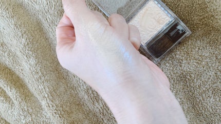 パールグロウハイライト/CEZANNE/パウダーハイライトを使ったクチコミ(2枚目)