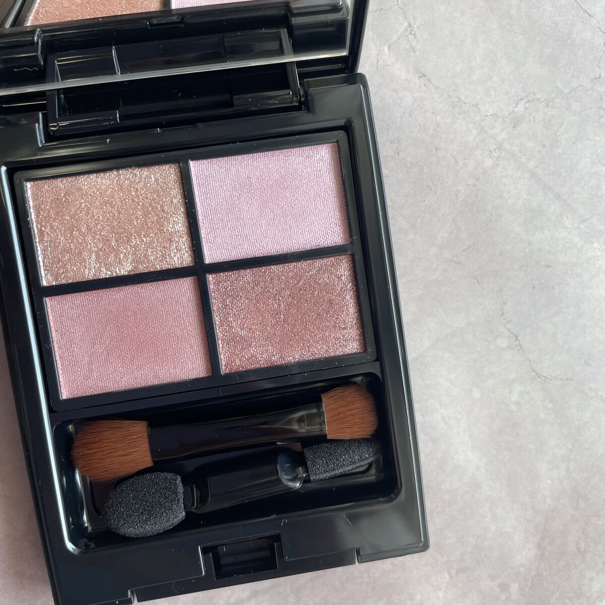 ミネラルクラッシィシャドー グリッターモーブ（限定）/エトヴォス/アイシャドウパレットを使ったクチコミ（3枚目）