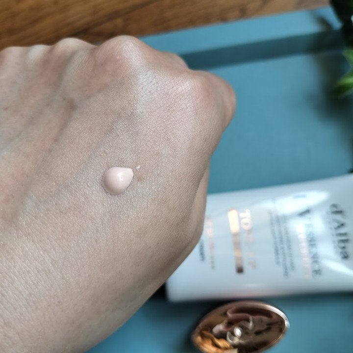 ウォータフルトーンアップサンクリーム/ダルバ/日焼け止めクリームを使ったクチコミ(2枚目)