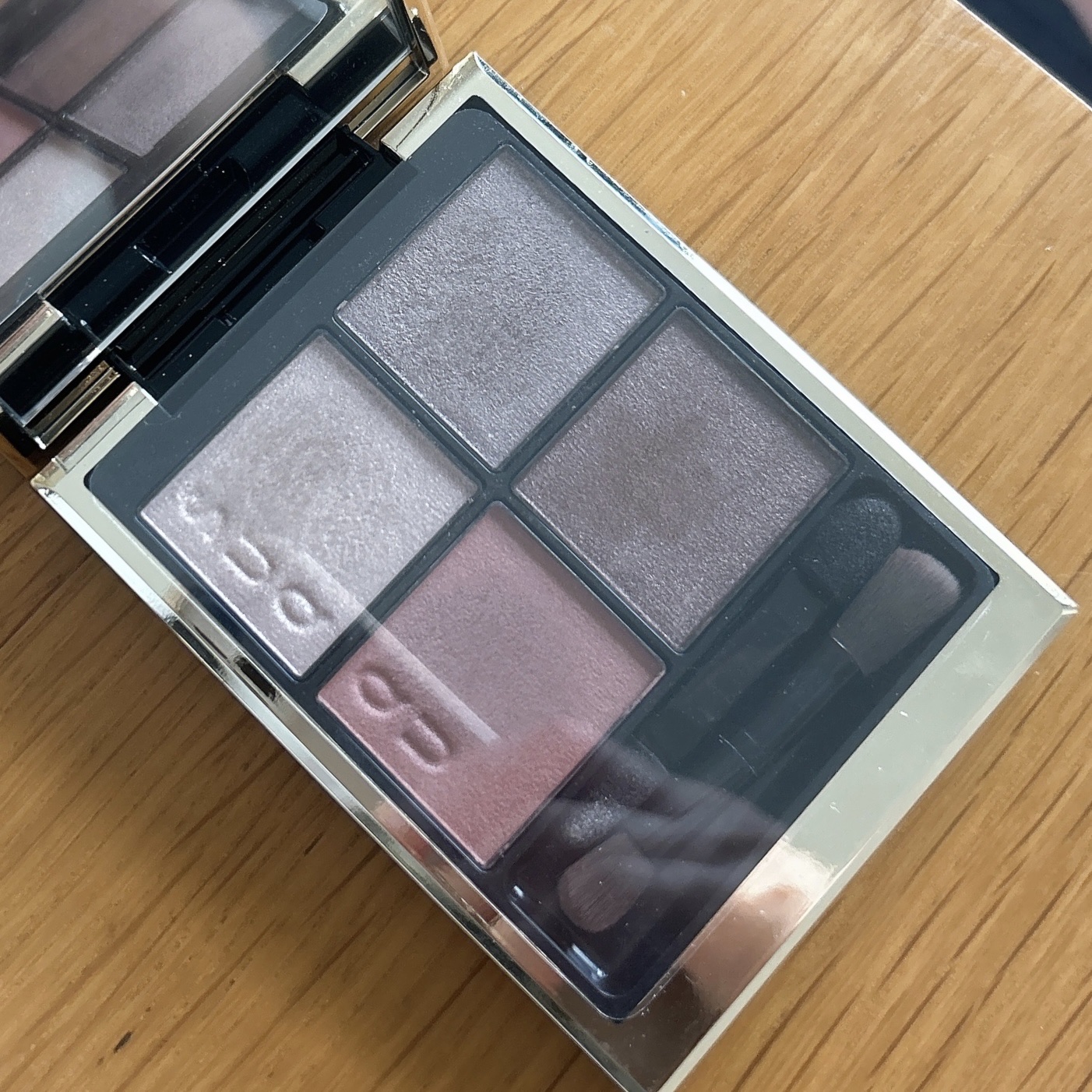 シグニチャー カラー アイズ 01 瑞花 -MIZUHANA/SUQQU/アイシャドウパレットを使ったクチコミ（2枚目）