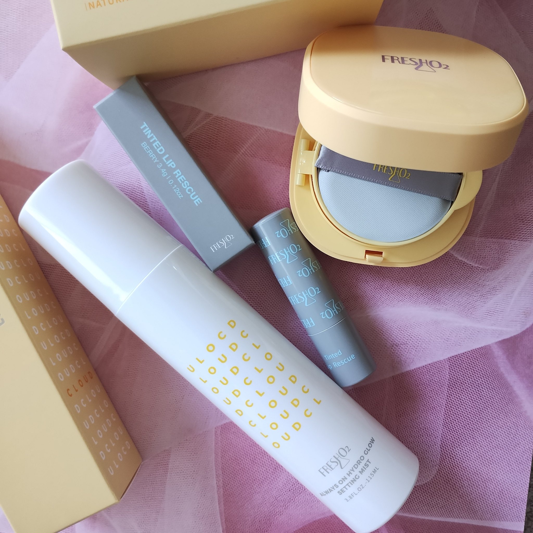 クラウドオールウェイズオン ハイドログロー メイクキー プミスト/FRESHO2/フィックスミストを使ったクチコミ（2枚目）