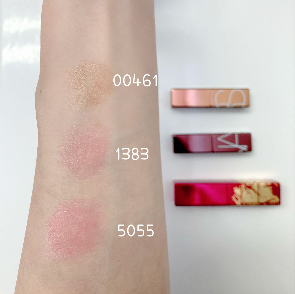 アフターグロー リップバーム 1383/NARS/リップバームを使ったクチコミ（2枚目）