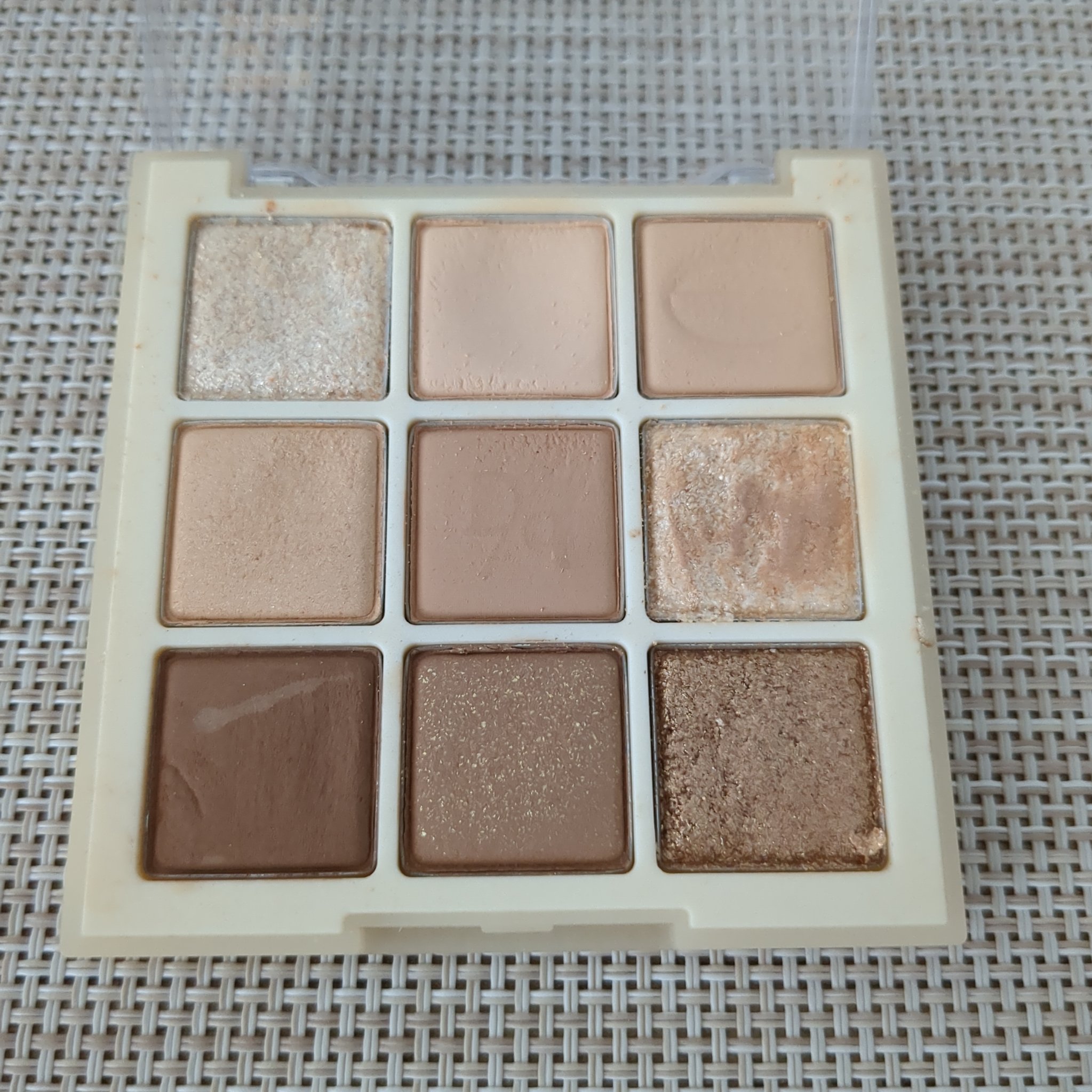 シャドウパレット 17 バタークリーム/dasique/アイシャドウパレットを使ったクチコミ（2枚目）