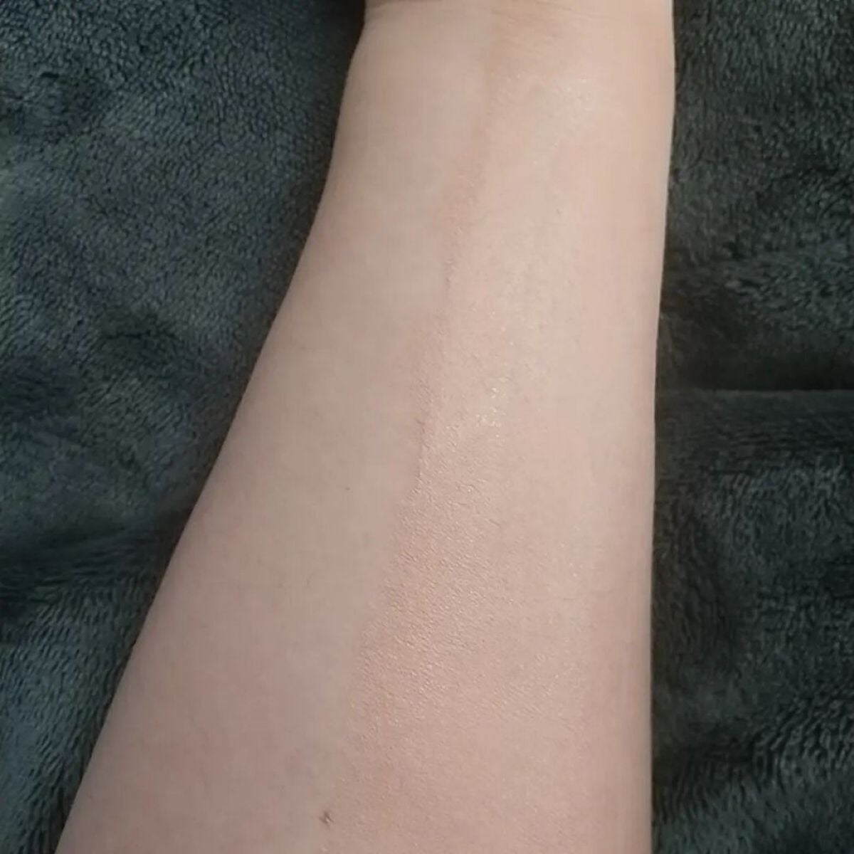 トリクロン スキン テック ファンデーション フォンデ タン/HAUS LABORATORIES/リキッドファンデーションを使ったクチコミ(5枚目)