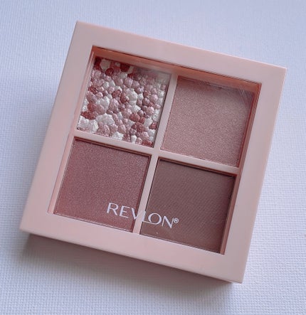 レブロン ダズル アイシャドウ クアッド/REVLON/アイシャドウパレットを使ったクチコミ(5枚目)