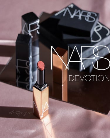 《デパコス》
絶妙カラー！
お洒落なのに気取らない むっちりリップになれる♡
⁡
【NARS】
アフターグロー センシュアルシャイン リップスティック
■color ： 208 DEVOTION
-——