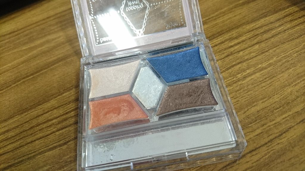 グロウフルールハイライター/キャンメイク/パウダーハイライトを使ったクチコミ（2枚目）