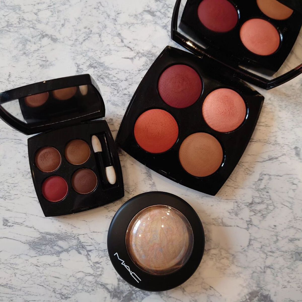 レ キャトル ルージュ ユー エ ジュ /CHANEL/アイシャドウパレットを使ったクチコミ（3枚目）