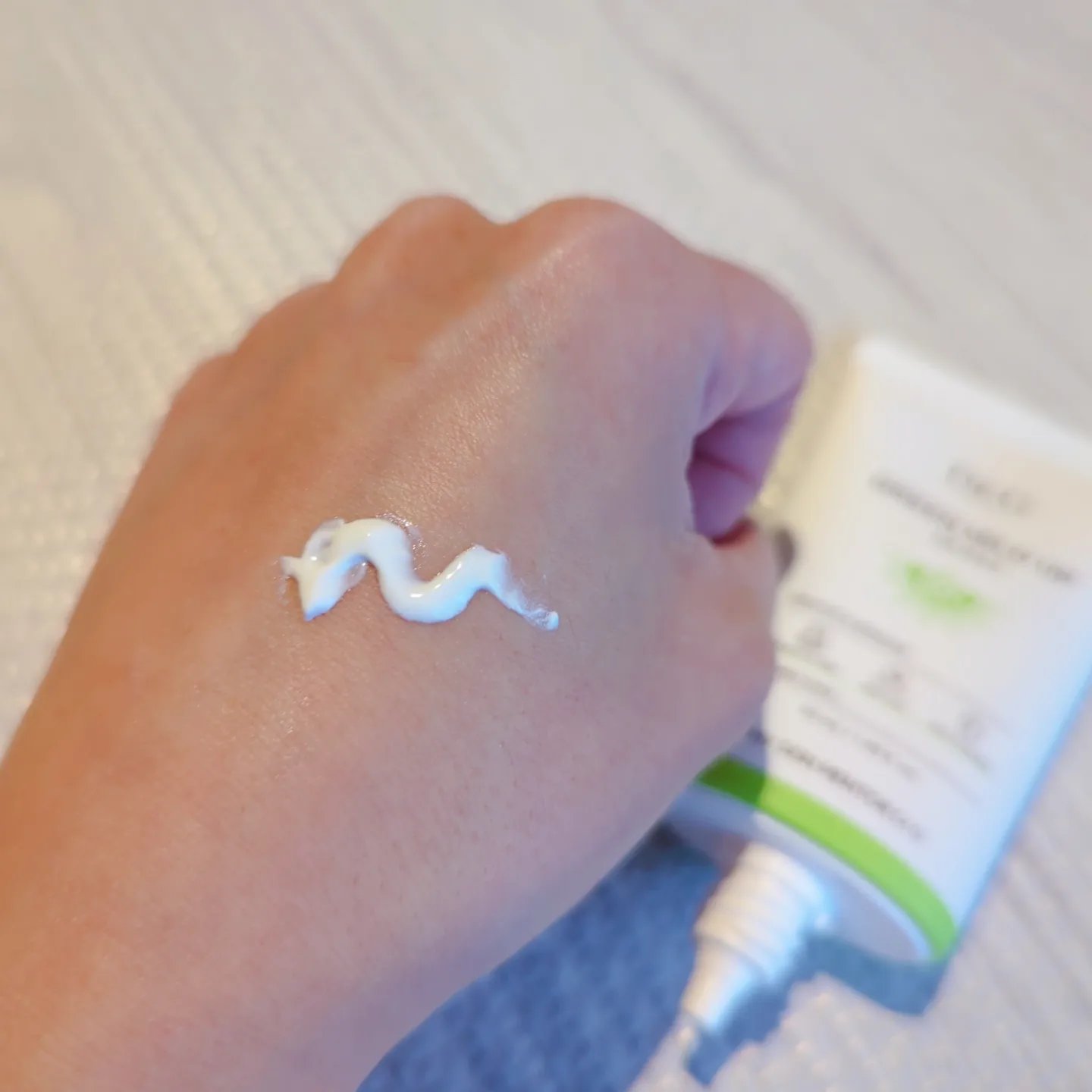 グリーンマイルドアップサンプラス/Dr.G/日焼け止めクリームを使ったクチコミ（3枚目）