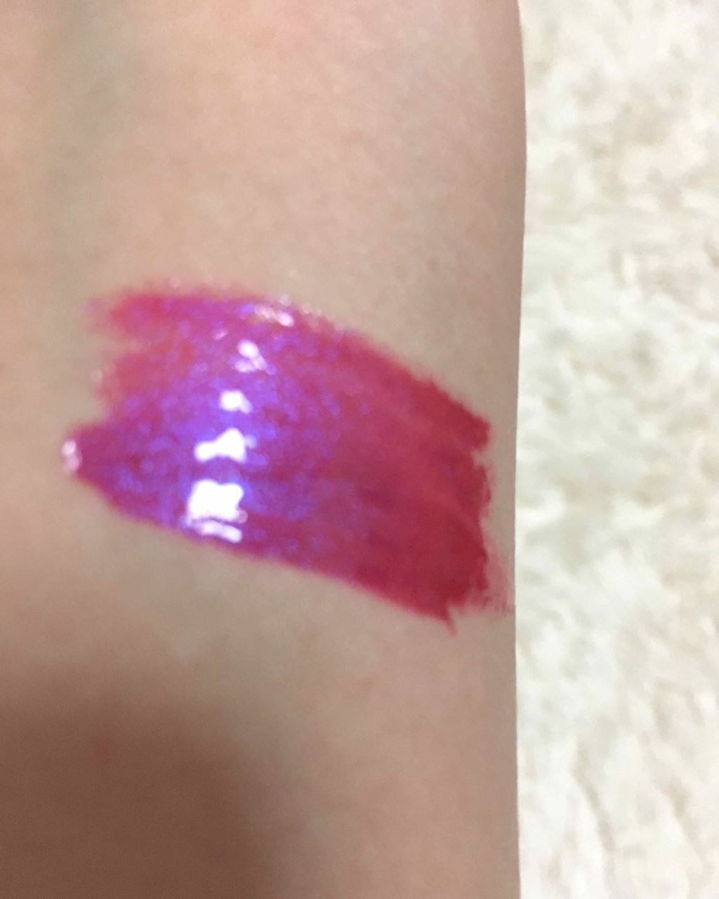 グランドイリュージョン リキッド リップカラー/M・A・C/リップグロスを使ったクチコミ(2枚目)