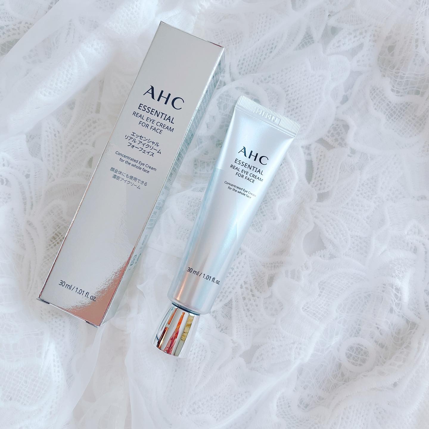 エッセンシャル リアル アイクリーム フォーフェイス/AHC/アイケア・アイクリームを使ったクチコミ（2枚目）