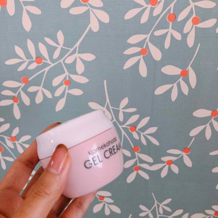 米花肌 ベルソワンジェルクリームのクチコミ「ジェルなのにこってり
化粧水乳液だけじゃ物足りなくてこれを付けてる。ジェル…?って疑問に思うく.....」(1枚目)