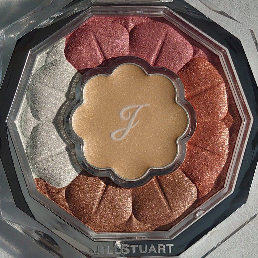 ジルスチュアート ブルーム ミックスブラッシュ コンパクト 19 flower carpet (限定色)/JILL STUART/パウダーチークを使ったクチコミ（2枚目）
