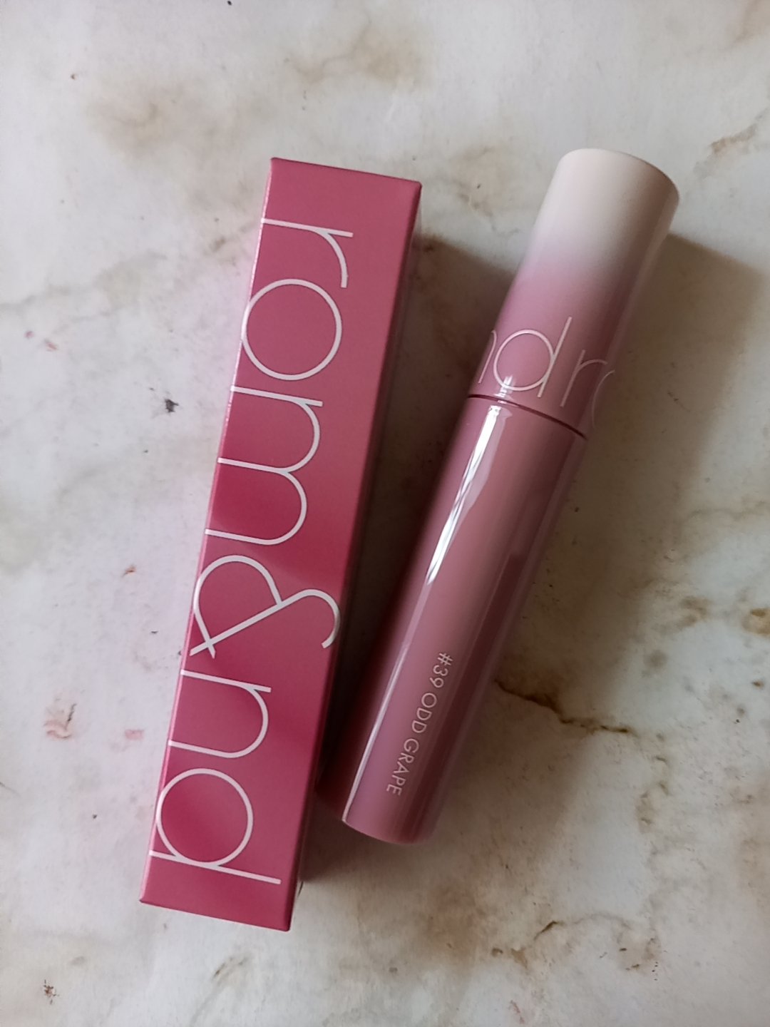 ジューシーラスティングティント/rom&nd/リップティントを使ったクチコミ（1枚目）