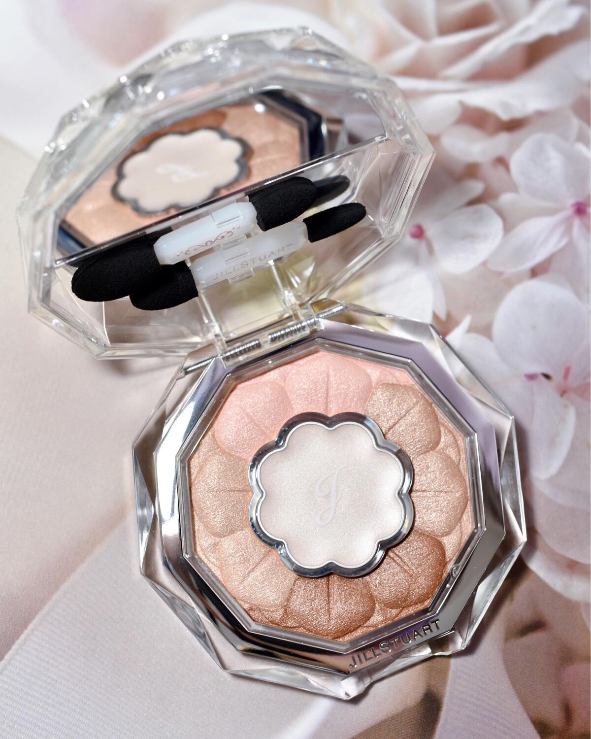 ジルスチュアート ブルームクチュール アイズ/JILL STUART/アイシャドウパレットを使ったクチコミ(1枚目)