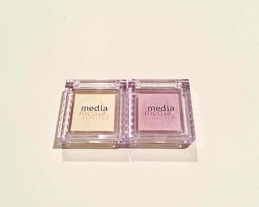 ブライトアップアイシャドウ/media/単色アイシャドウを使ったクチコミ（1枚目）