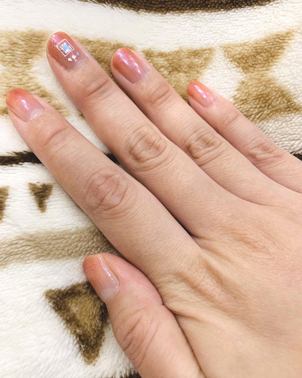 ジェルボリュームトップコート/キャンメイク/ネイルトップコートを使ったクチコミ（2枚目）