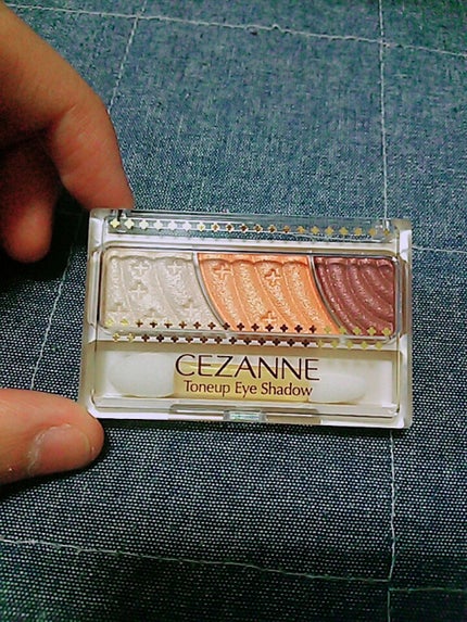トーンアップアイシャドウ/CEZANNE/アイシャドウパレットを使ったクチコミ(1枚目)
