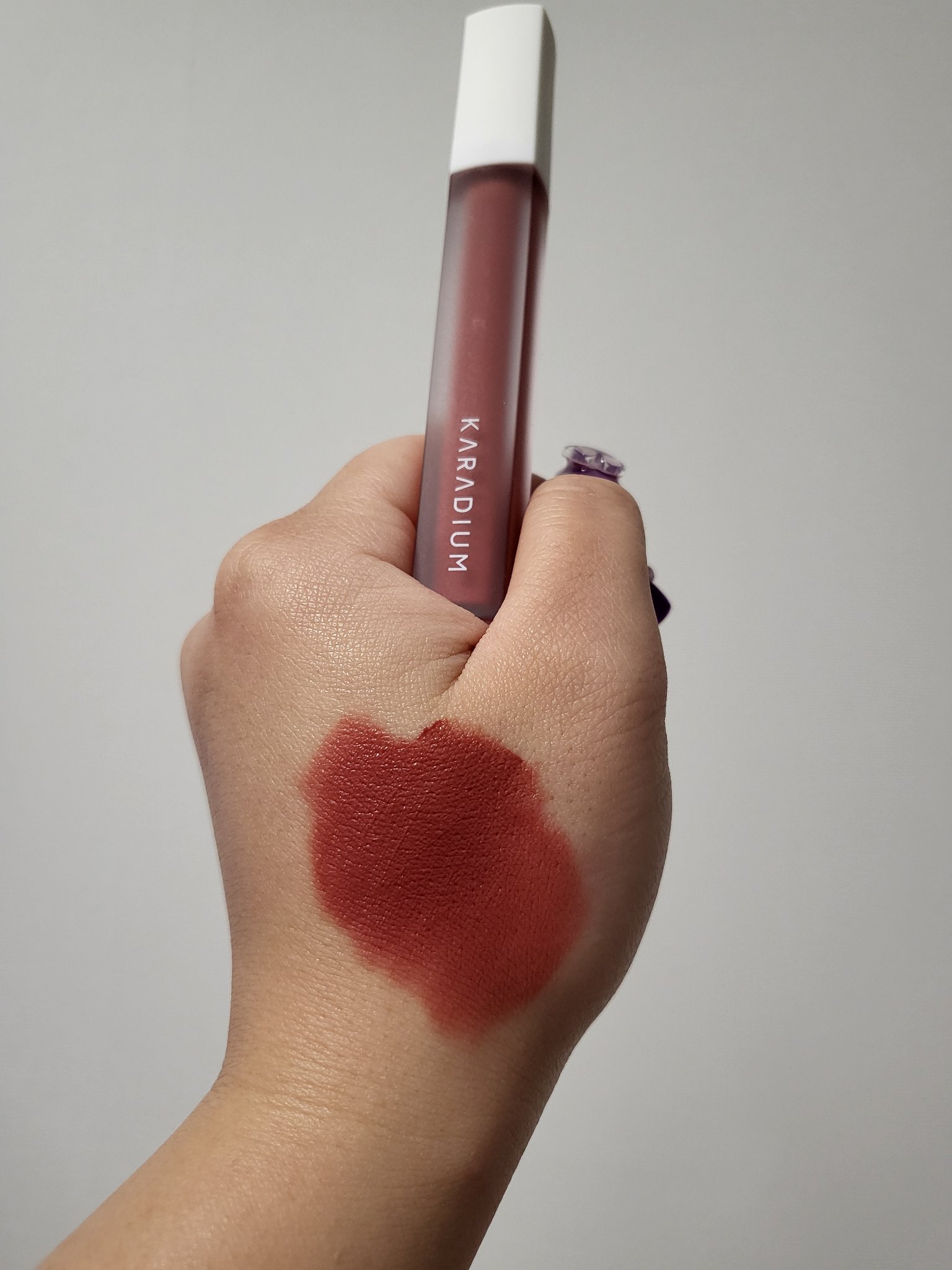 ムービークイーンブラーマットリップ/karadium/口紅を使ったクチコミ（2枚目）