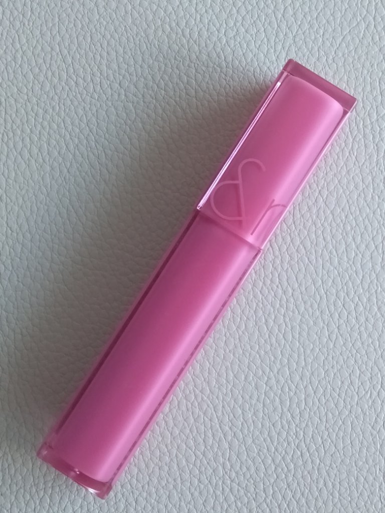 デュイフルウォーターティント 05 タフィー/rom&nd/リップティントを使ったクチコミ（1枚目）