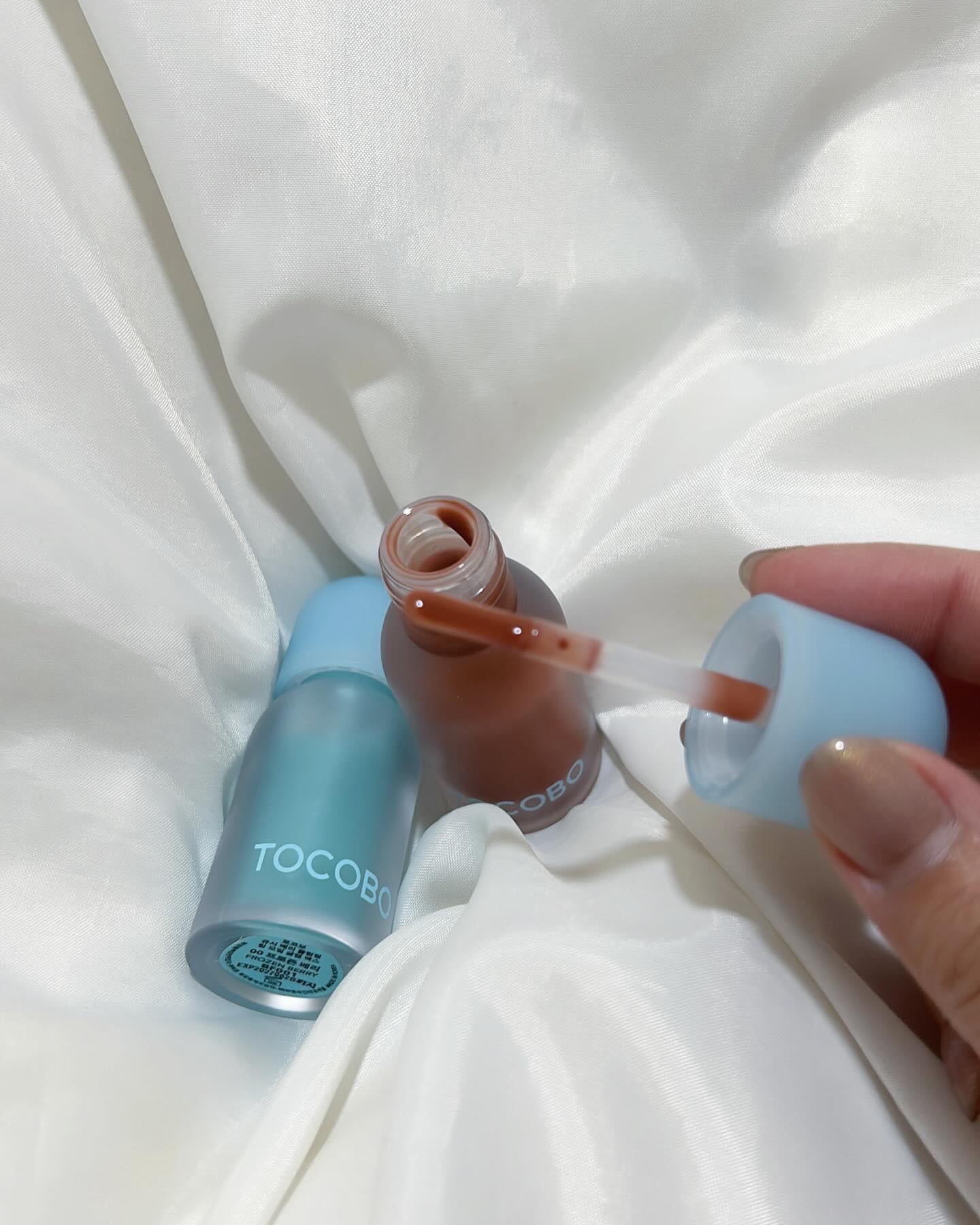 ジューシーベリープランピングリップオイル/TOCOBO/リップグロスを使ったクチコミ（3枚目）