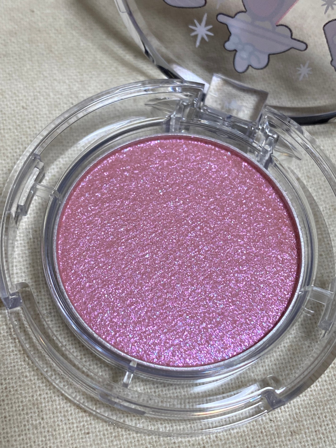 マルチグリッターカラー/ENBAN TOKYO/単色アイシャドウを使ったクチコミ(3枚目)