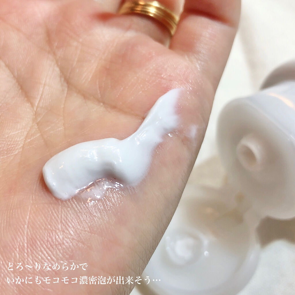 SENKA（専科） パーフェクトホワイトクレイのクチコミ「ホワイトクレイ配合で毛穴汚れもすっきり💎.◌*
ワントーン明るいまっさらすっぴん🧖‍♀️💖

.....」（3枚目）